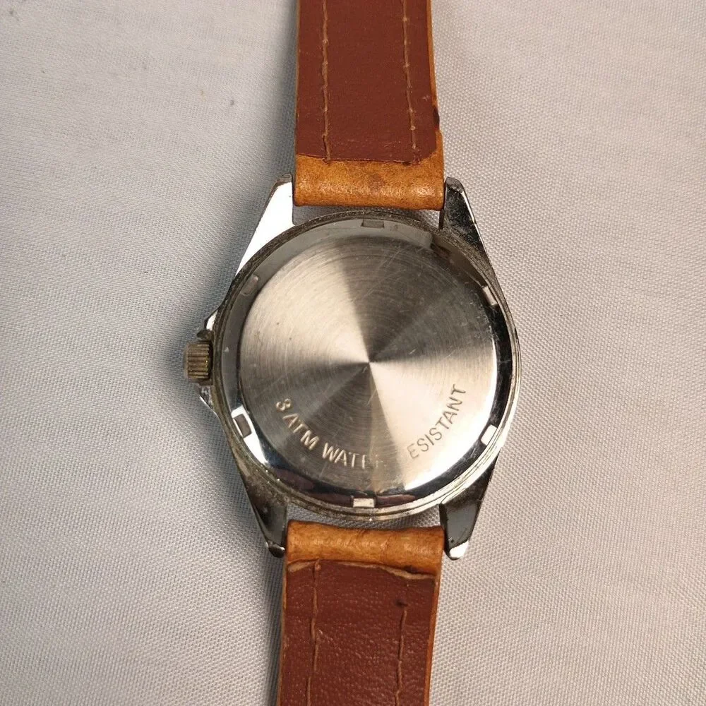 Vintage Spirit Of Adventure Watch Unisex Quartz Silver With GITD Numbers Working